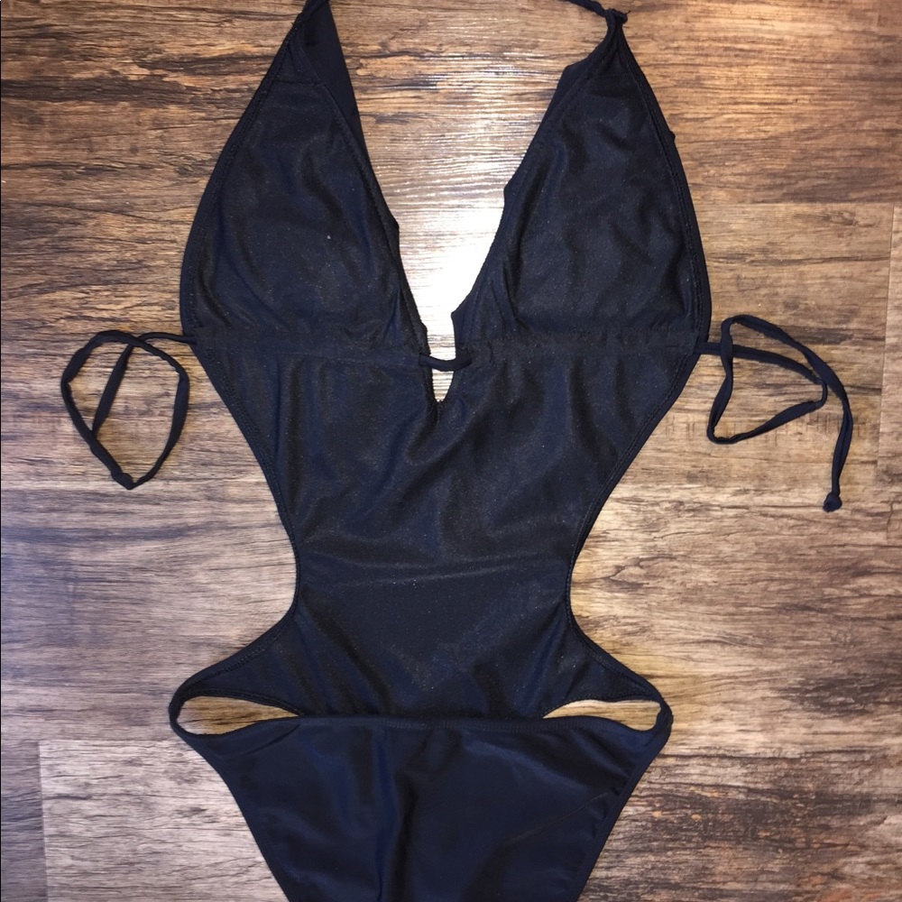 Adjustable Black One Piece Cut Out Swimsuit - Picture 3 of 3
